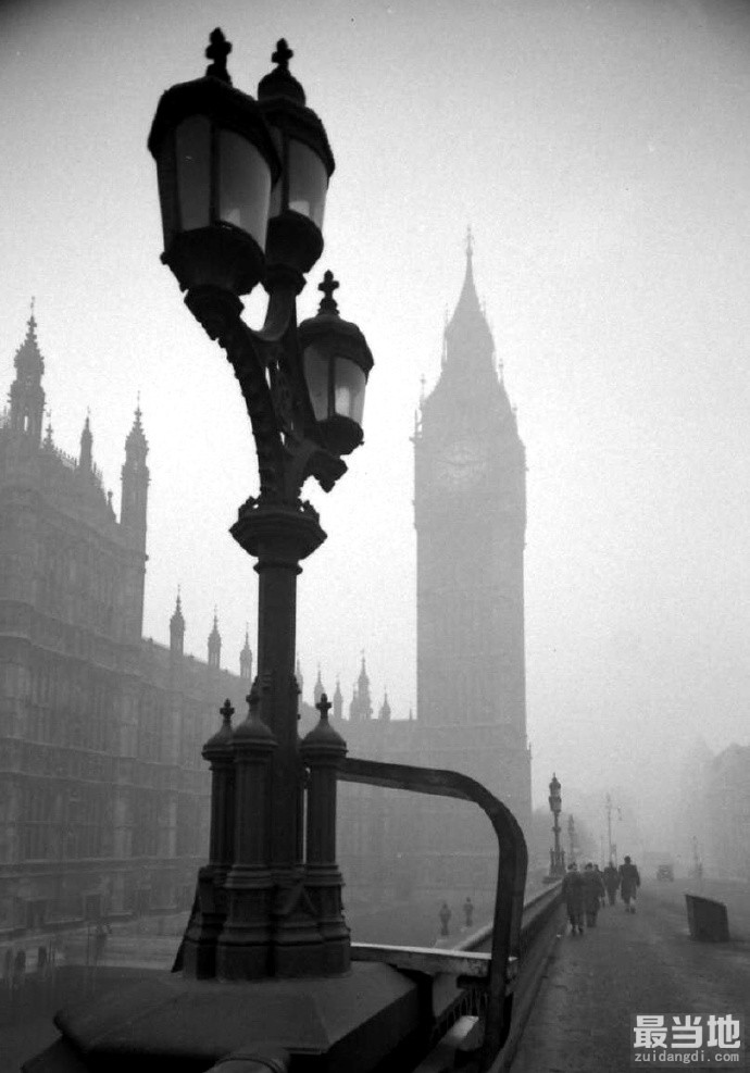 老照片：1947年，大雾弥漫中的英国首都伦敦-4.jpg