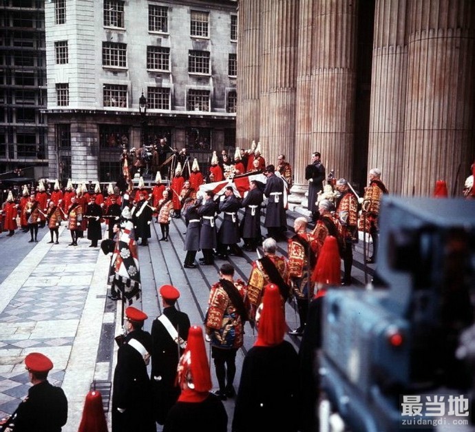 老照片：1965年，英国首相丘吉尔的国葬仪式实拍-1.jpg