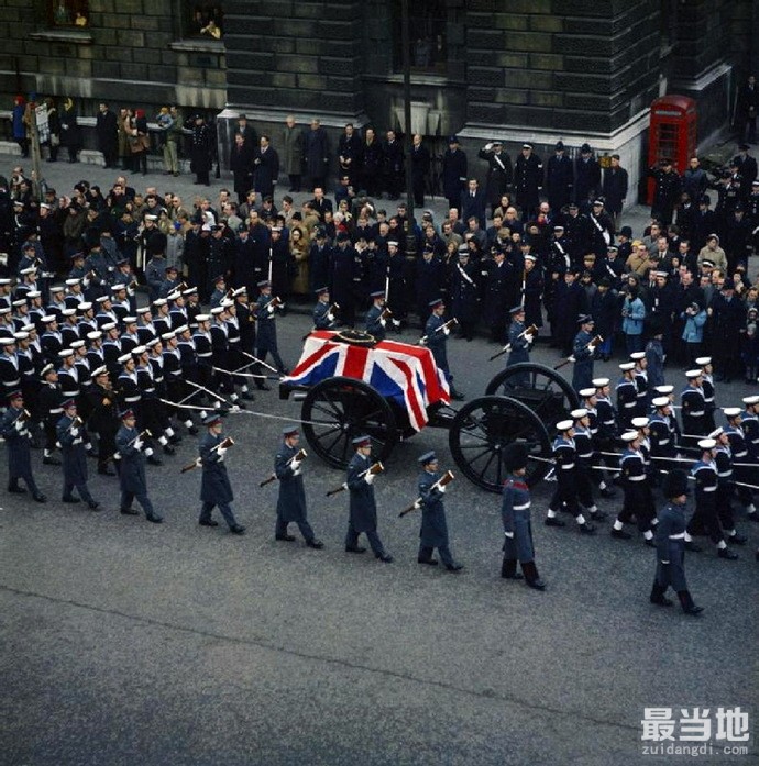老照片：1965年，英国首相丘吉尔的国葬仪式实拍-5.jpg