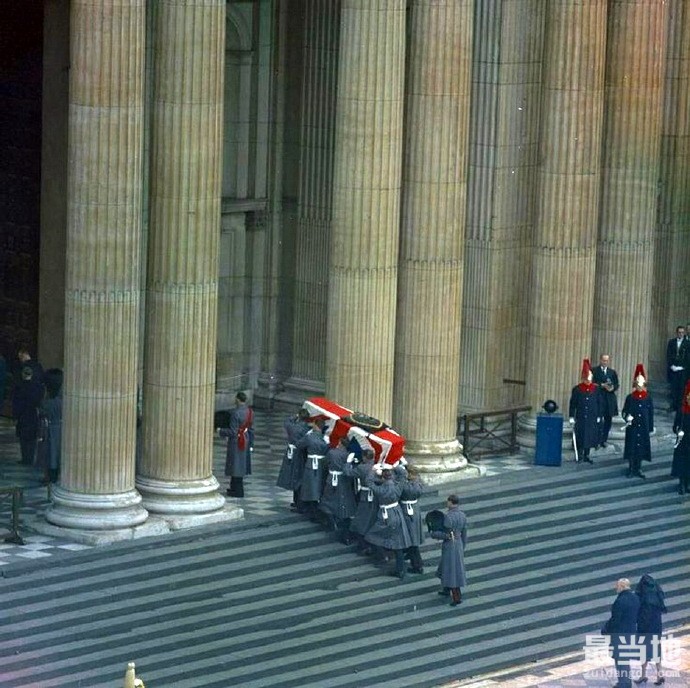 老照片：1965年，英国首相丘吉尔的国葬仪式实拍-6.jpg
