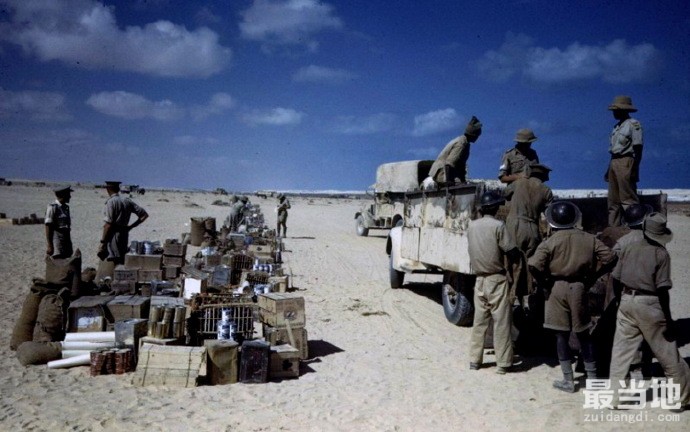 二战旧影：1942年阿拉曼战役期间的英国军队-7.jpg