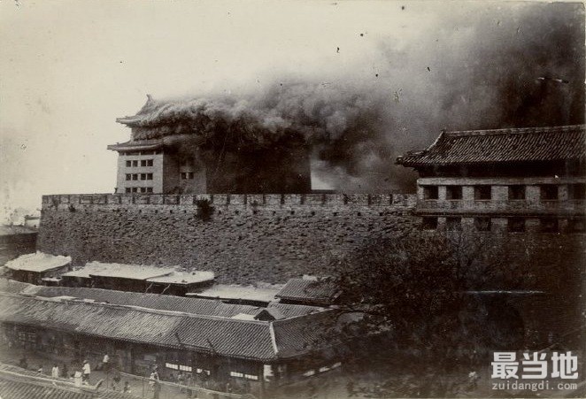 1900年北京老照片：八国联军入侵，清皇室留下全城百姓逃离出京-1.jpg