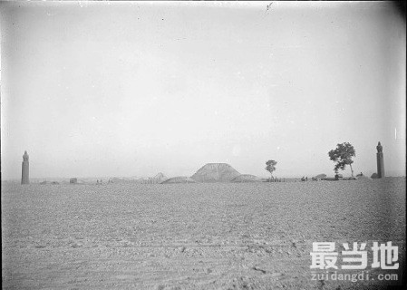 河南省巩义市老照片，外国人拍摄100年前的宋陵（1910年）-2.jpg