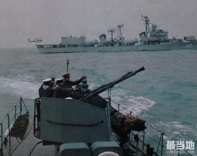 老照片：1980年中国人民解放军海军部队，为中国的强大点赞-2.jpg