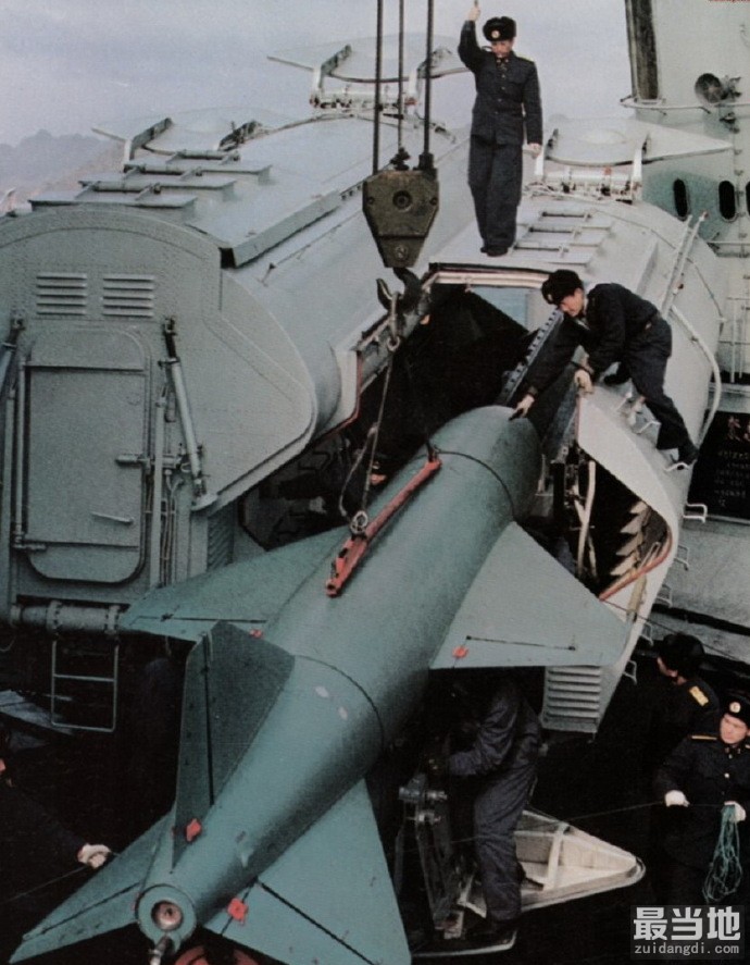 老照片：1980年中国人民解放军海军部队，为中国的强大点赞-7.jpg