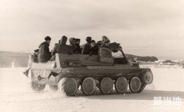 老照片：1955年苏联科学考察队第一次考察南极旧影-13.jpg