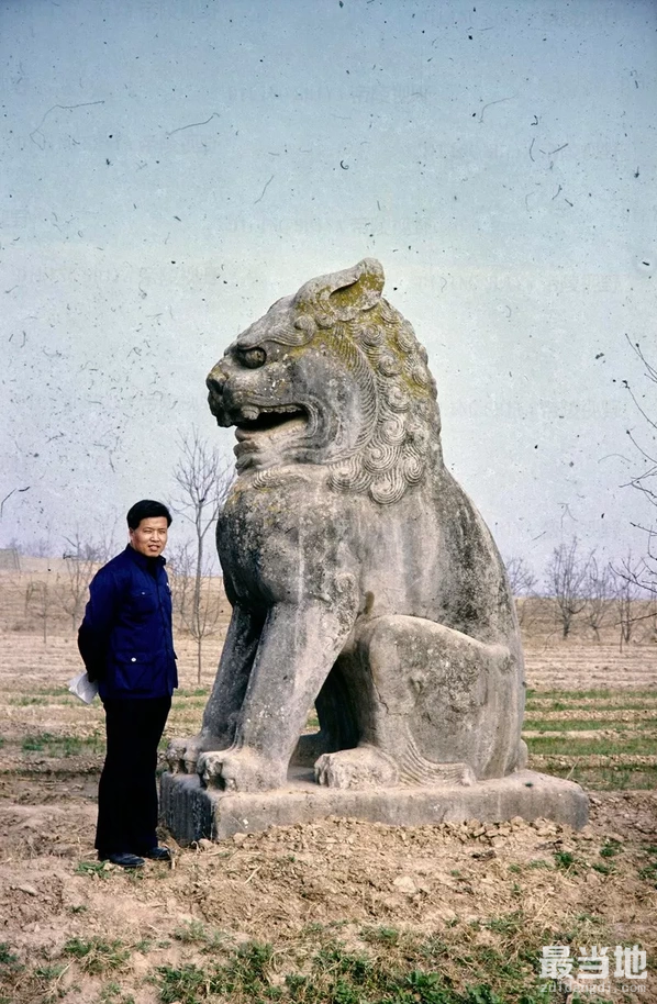 咸阳市老照片：外国人拍摄1981年的顺陵，武则天母亲杨氏陵冢-6.jpg