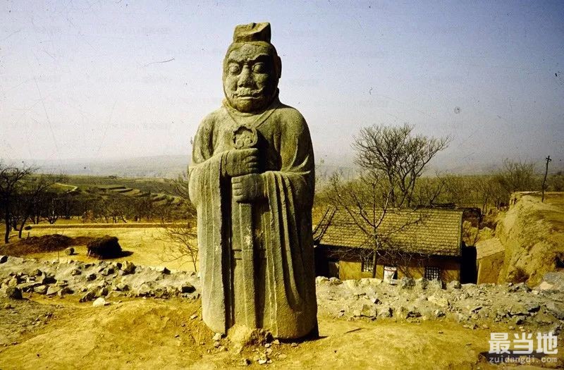 咸阳市乾县老照片：外国人拍摄80年代的唐高宗李治乾陵-9.jpg