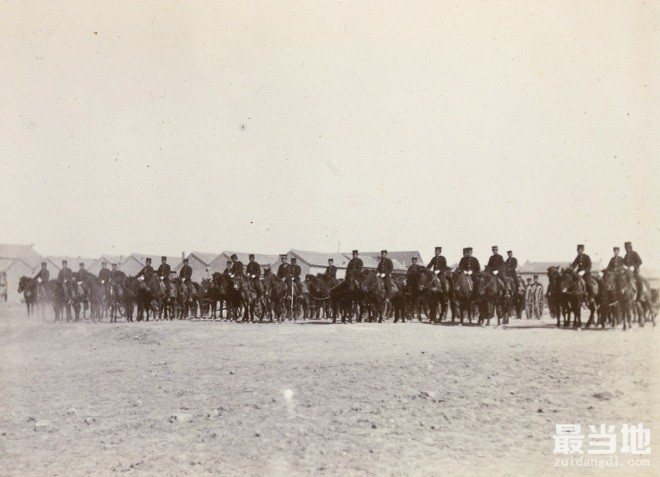 1900年一伙强盗来到中国，在烧杀抢掠之余拍下了这组照片-7.jpg
