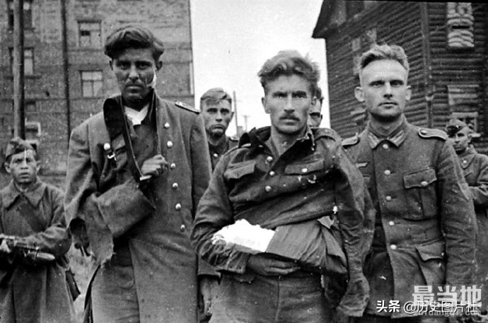 老照片：二战期间，被盟军俘虏的德军战俘-4.jpg