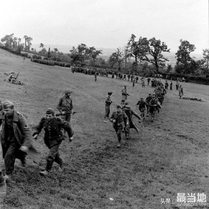 老照片：二战期间，被盟军俘虏的德军战俘-10.jpg