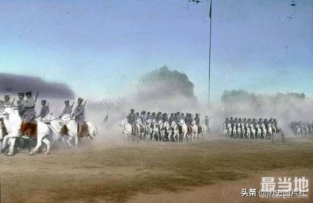 真实的清朝上色老照片，图3冯玉祥的马队，图4袁世凯出行的仪仗-3.jpg