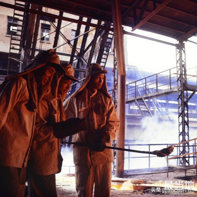 老照片：60、70年代的中国劳动者、建设者珍贵影像-10.jpg