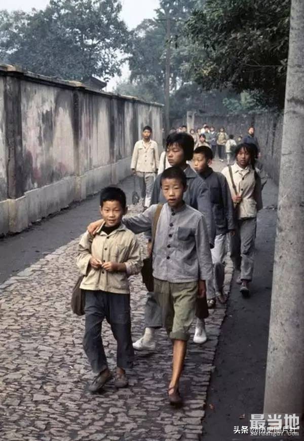 一组老照片回到70年代，看看40年前的中国生活-13.jpg