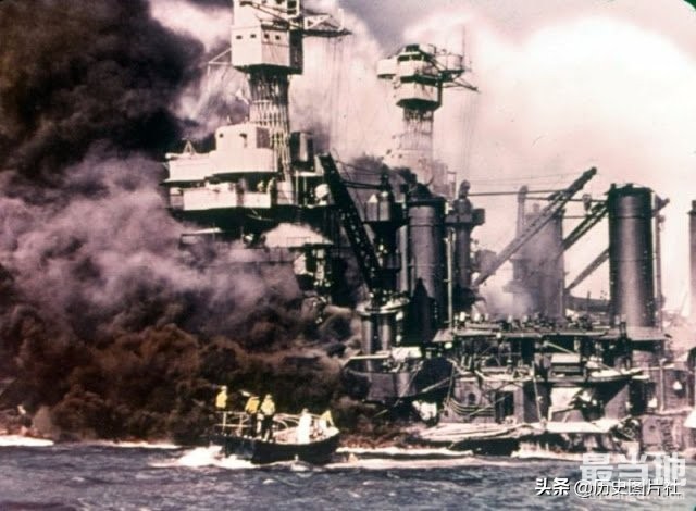 1941年12月日本皇家海军偷袭珍珠港，战地记者拍下了这组照片-8.jpg