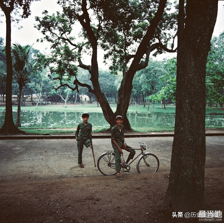 老照片：德国人拍摄1975年的越南，越战末期的北越影像-12.jpg