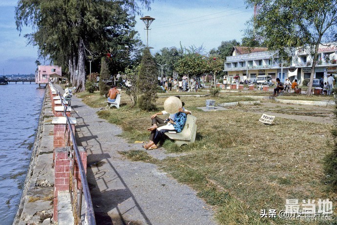 越南老照片：1969年越战期间的南越民生-4.jpg