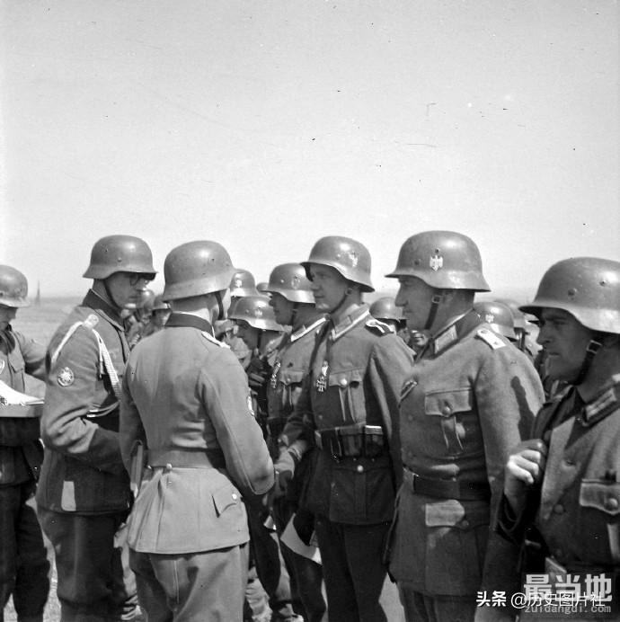 老照片：1942年苏联战场上的德军士兵-3.jpg