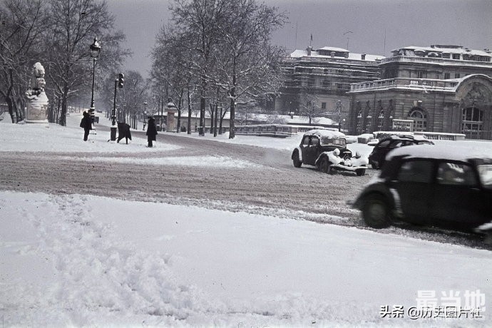 老照片：1941年巴黎的冬天，白雪覆盖美极了-5.jpg