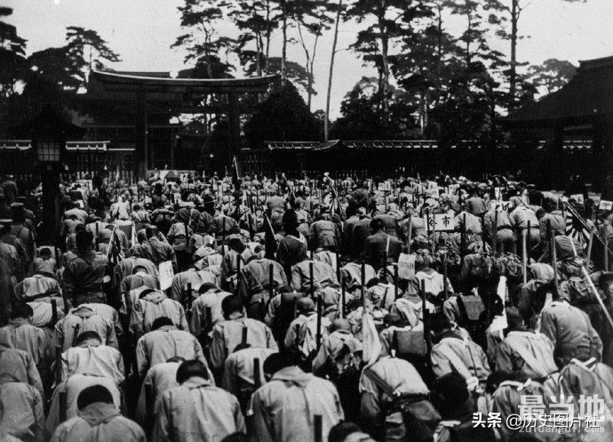老照片直击1932年的日本，野心勃勃，大量侵华力量即将派遣中国-6.jpg