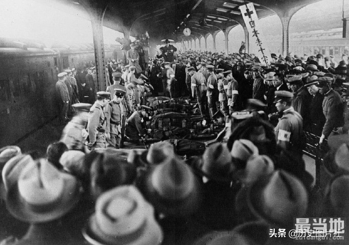 老照片直击1932年的日本，野心勃勃，大量侵华力量即将派遣中国-9.jpg