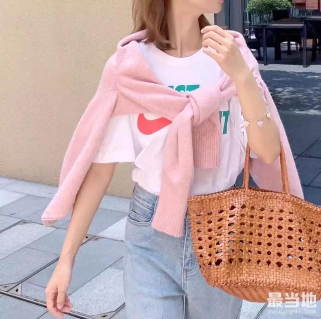 早秋第一件单品买它，每种搭配都超美-21.jpg