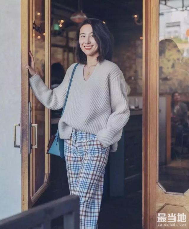 今秋最值得入手的裤子，怎么搭都好看-41.jpg
