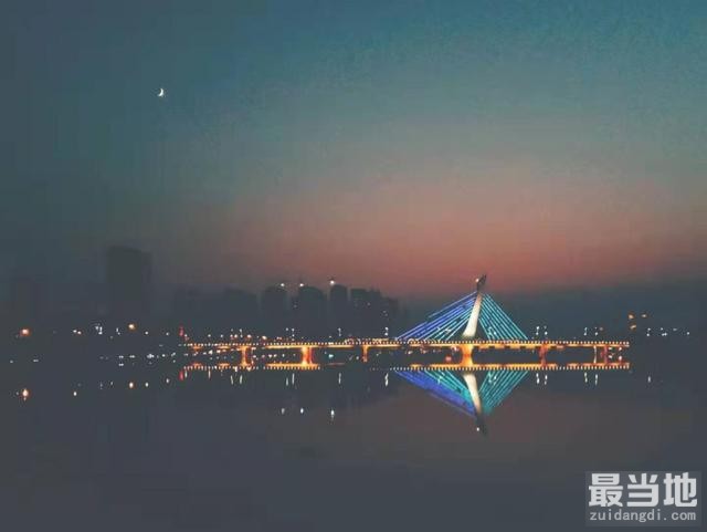 摄影作品点评：暗部细节对于手机摄影同样重要-2.jpg
