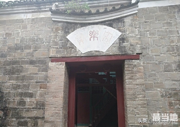 李宗仁故居：坐落于二龙戏珠的风水宝地，正门8字对联令人起敬-4.jpg