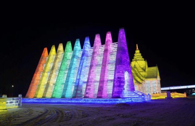 比哈尔滨更大的冰雪大世界明天开园，就在吉林长春，十分漂亮-14.jpg