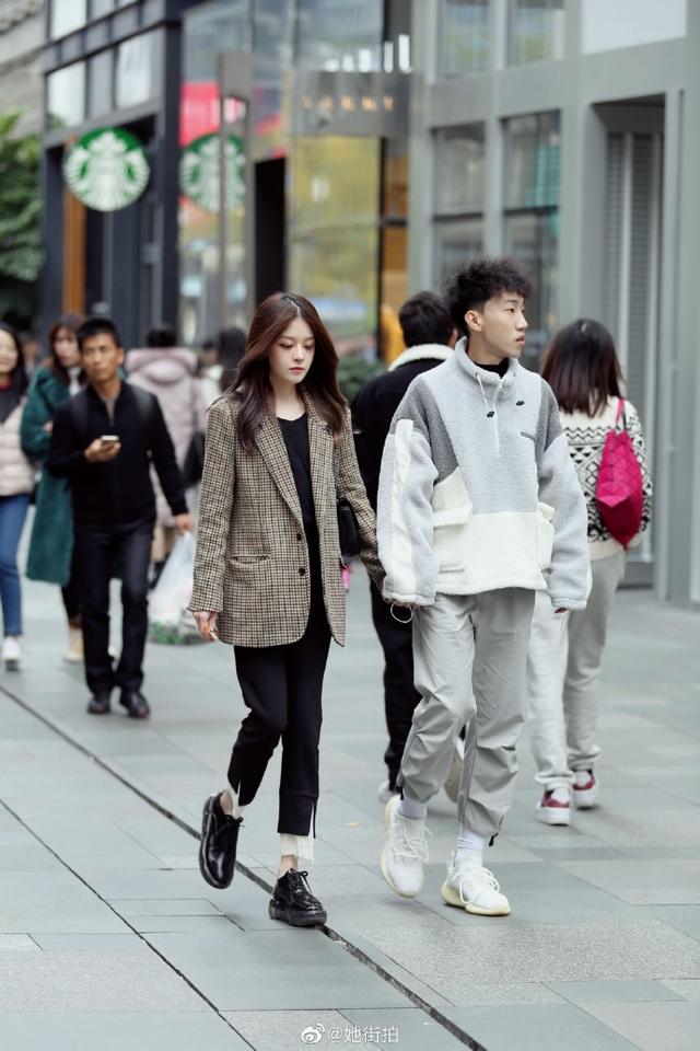 成都街拍：男友穿搭图集分享-5.jpg