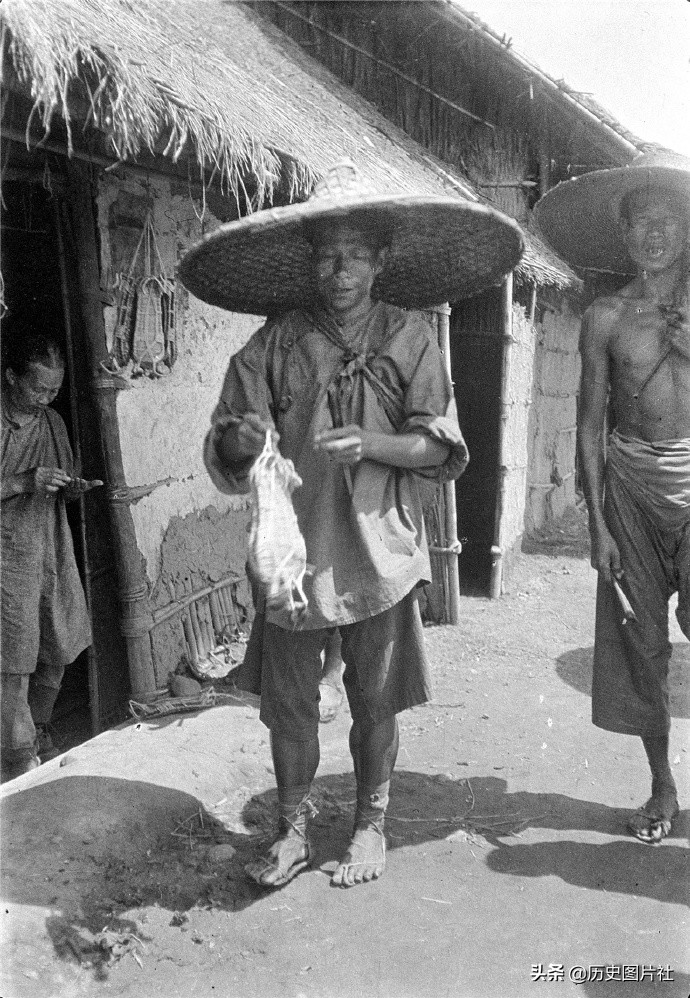 百年前的成都：美国人拍摄生活在社会底层的贫苦百姓-9.jpg
