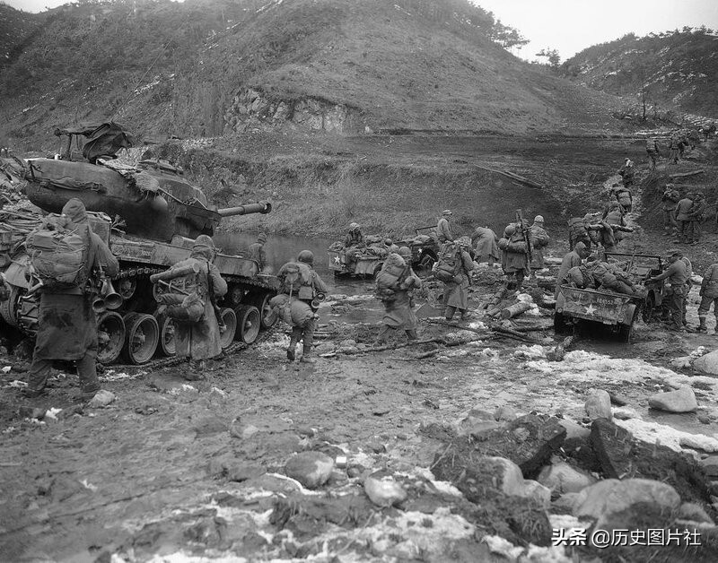 珍贵老照片：美国人镜头下的朝鲜战争-1.jpg