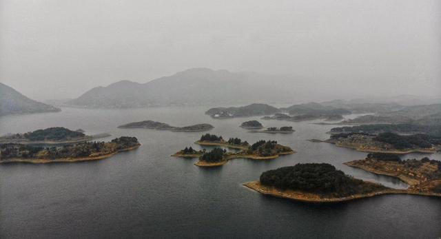 湖北的深山里，有个真正的千岛湖，如今宣布对江苏人免门票-4.jpg