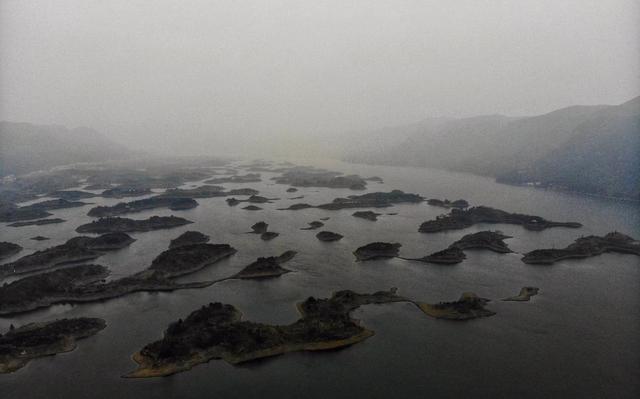 湖北的深山里，有个真正的千岛湖，如今宣布对江苏人免门票-1.jpg