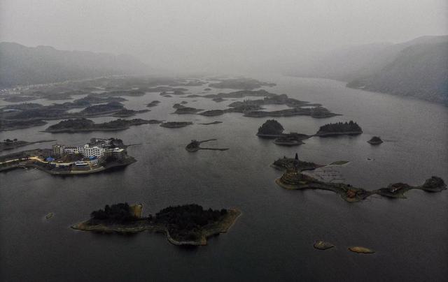 湖北的深山里，有个真正的千岛湖，如今宣布对江苏人免门票-2.jpg