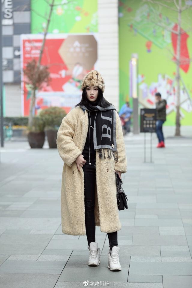 成都街拍：大衣穿搭-9.jpg