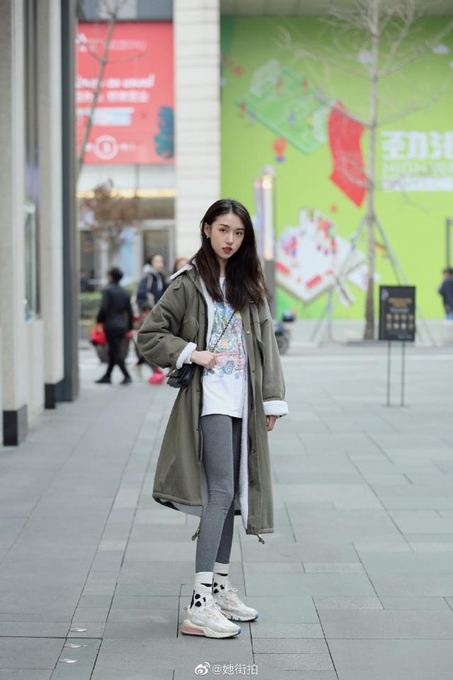 成都街拍：大衣穿搭-13.jpg