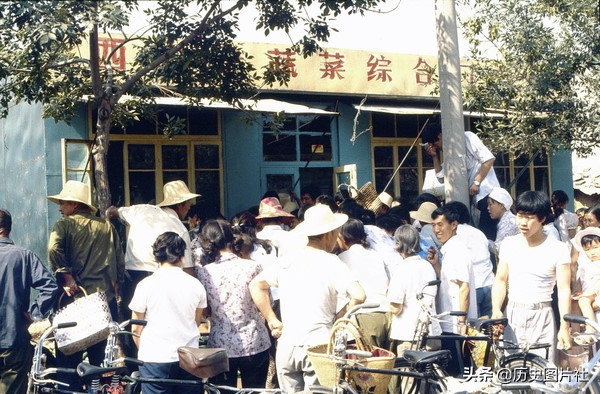 街拍80年代的西安，图9碑林区三学街小学-6.jpg