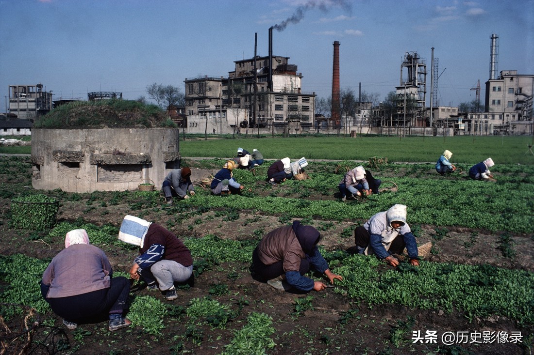 法国人拍摄1980年彩色中国，物质相对缺乏，百姓朴实忠厚的记忆-6.jpg