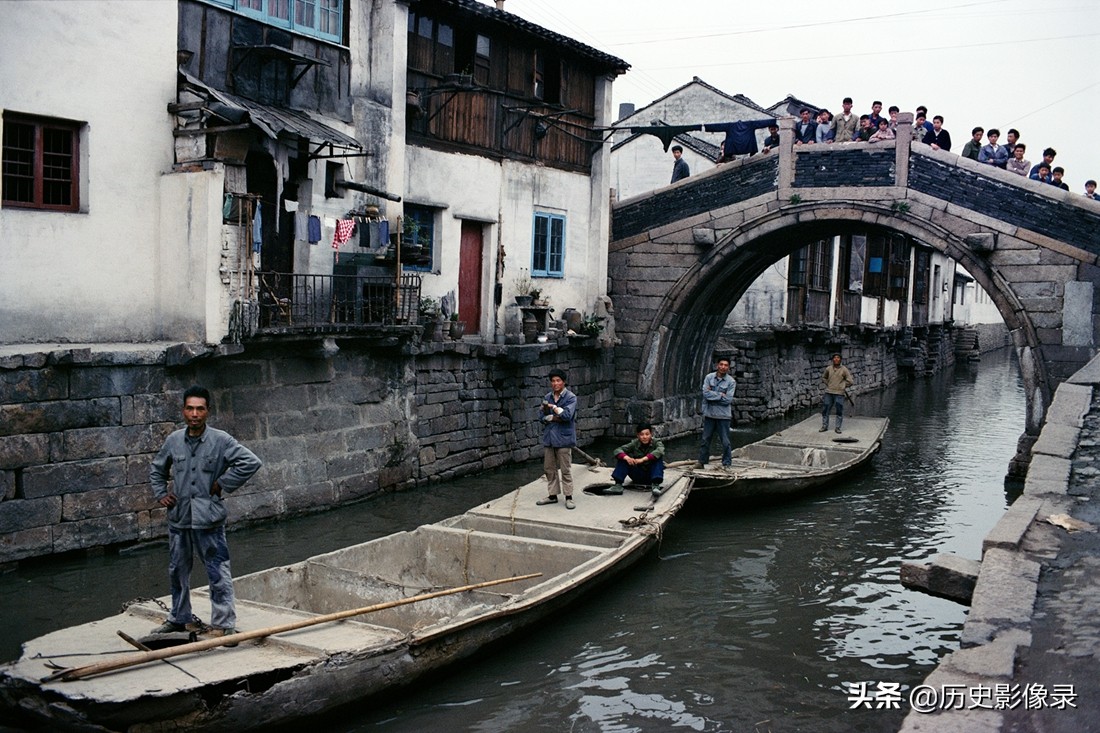 法国人拍摄1980年彩色中国，物质相对缺乏，百姓朴实忠厚的记忆-9.jpg