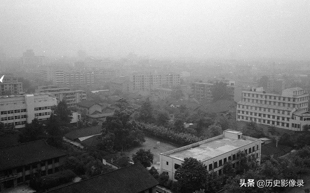 1990年的成都，法国人拍摄30年前的城市面貌-9.jpg