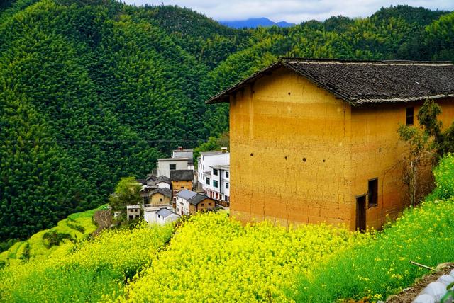 安徽藏在深山里的古村落，风景秀美未被游客发现，堪称世外桃源-1.jpg
