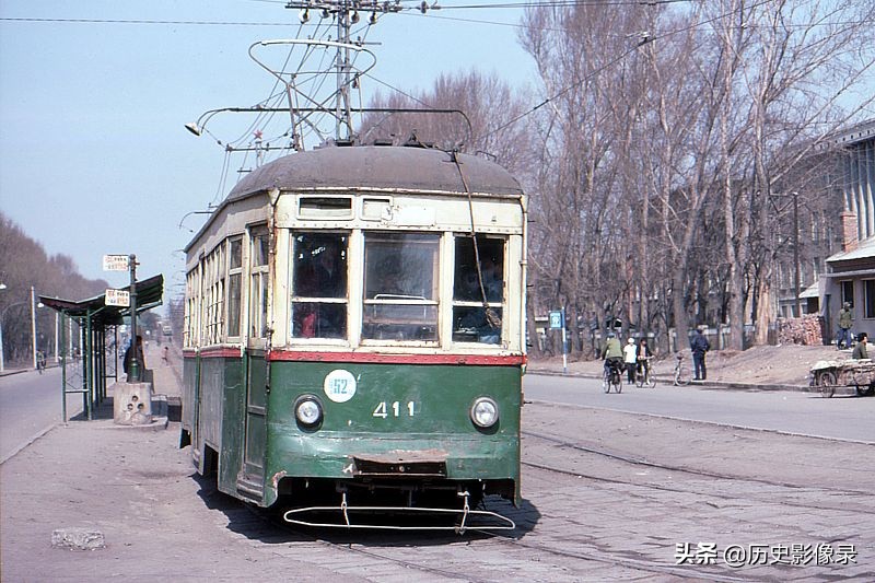 80年代的长春：遍布街头的有轨电车，几代长春人的记忆-6.jpg